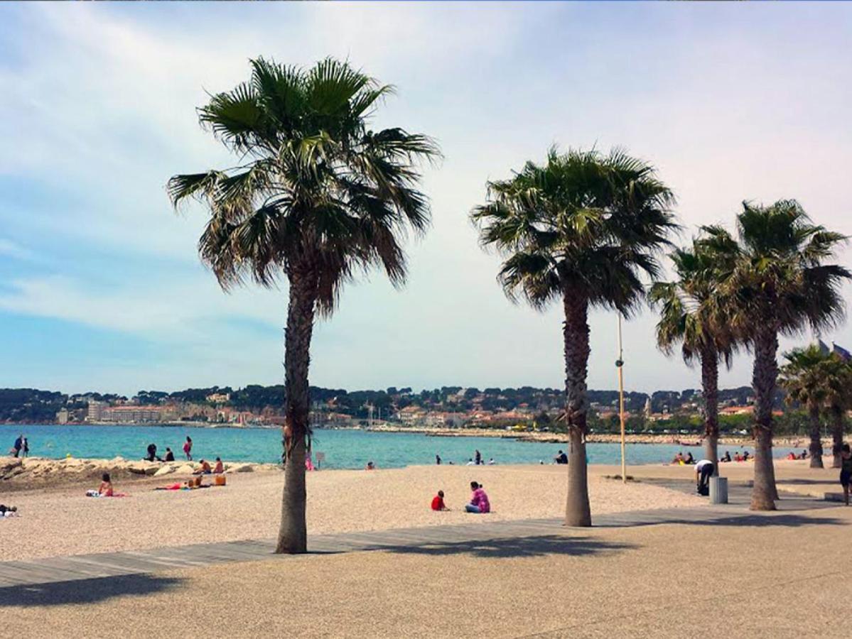 Escapade A Sanary, Au Coeur Du Village, 200M Du Port,Clim,Wifi,Parking Exterior photo